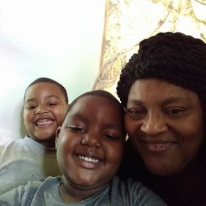 Meet your Posher, Yolanda